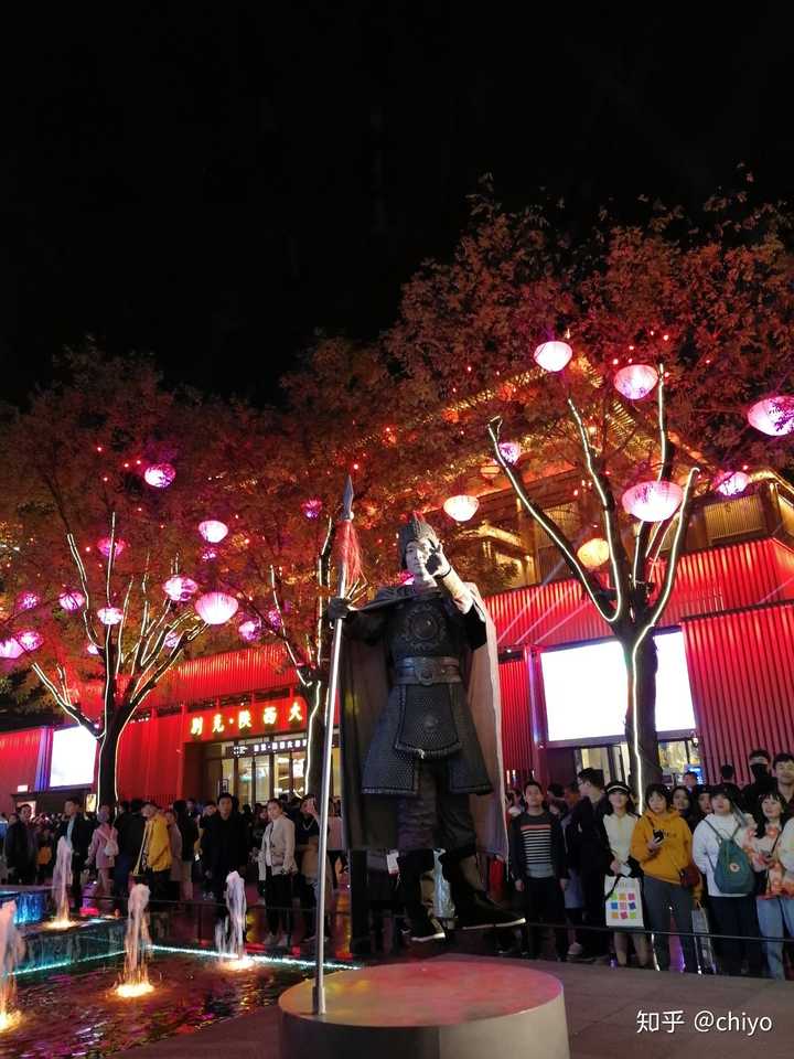 太美了 昨天去看了 我爱西安,神仙城市 放几个大唐不夜城的照片
