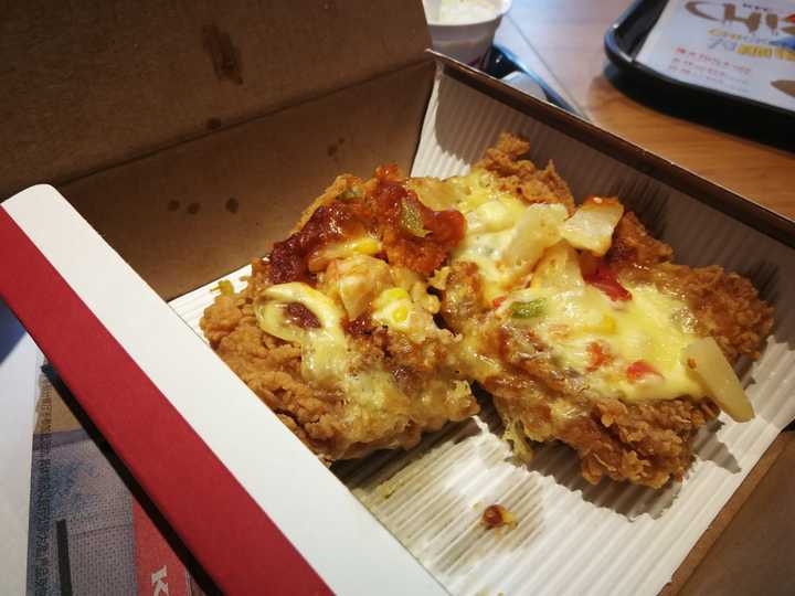 如何评价肯德基新品 chizza ?