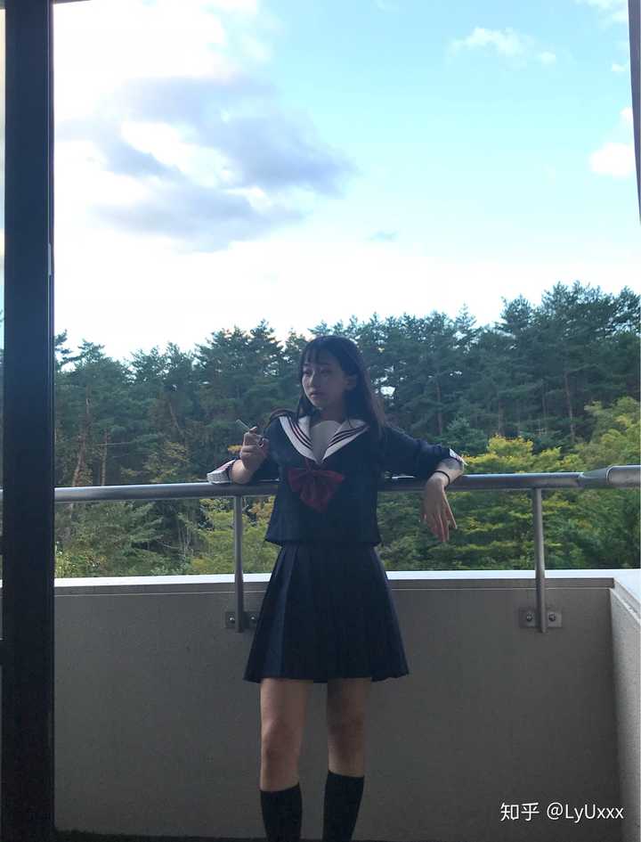 最后忍不住来一张不良少女
