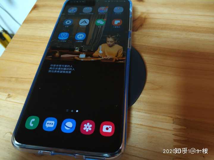 三星s20ultra和三星s21,三星s21和s20 三星s20相比s20 和ultra简配了什么,值得买么?