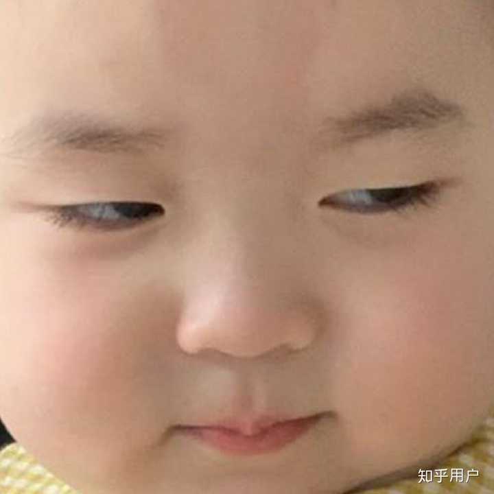 表情包里的这个小男孩是谁啊?