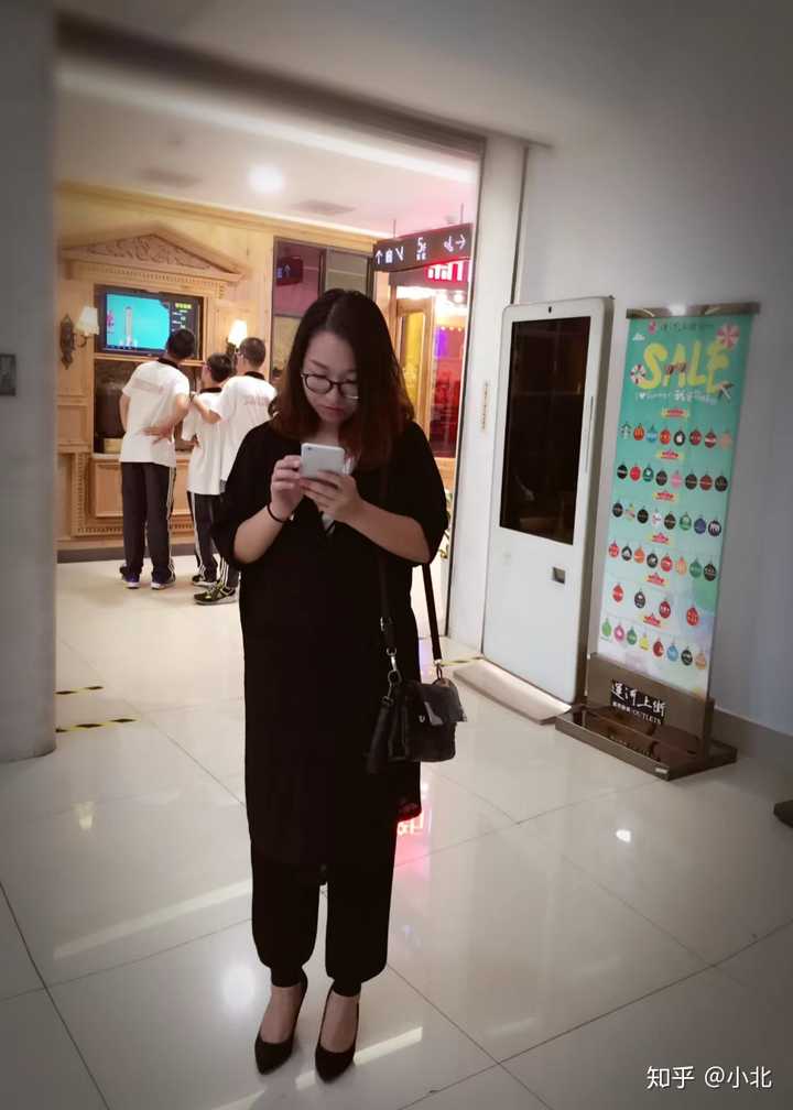 158厘米70斤女生照片,159厘米110斤女生图片 158厘米,155斤,减了半年,到达98斤 一共减重57斤 目前常年保持101斤.