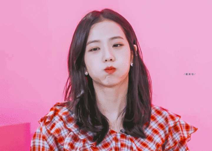 大家对金智秀jisoo的颜值感到真香么?
