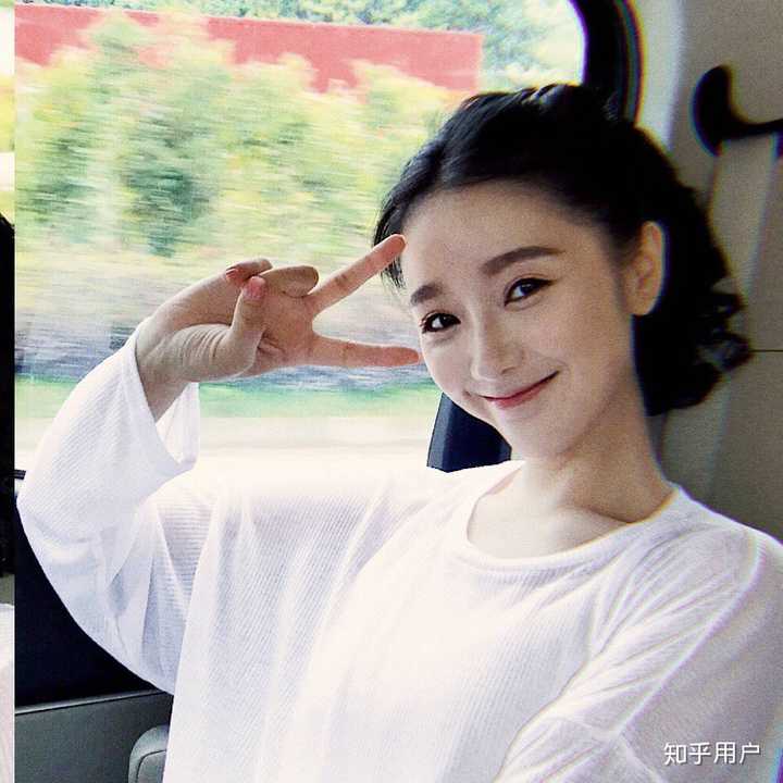 肖燕!今年拍了好多戏,看了招摇和新白娘子传奇,古装比现代惊艳!爱你!