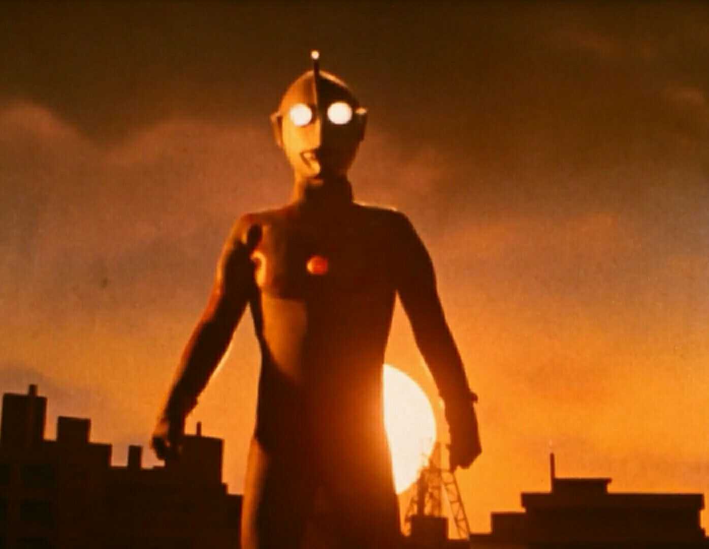 他的人间体是自己而不是奥特曼 他的人间体不是完人 他的人间体在