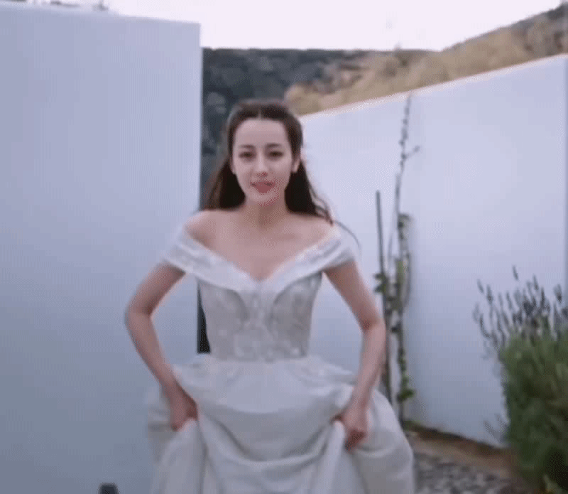 为什么那么多人觉得迪丽热巴好看?