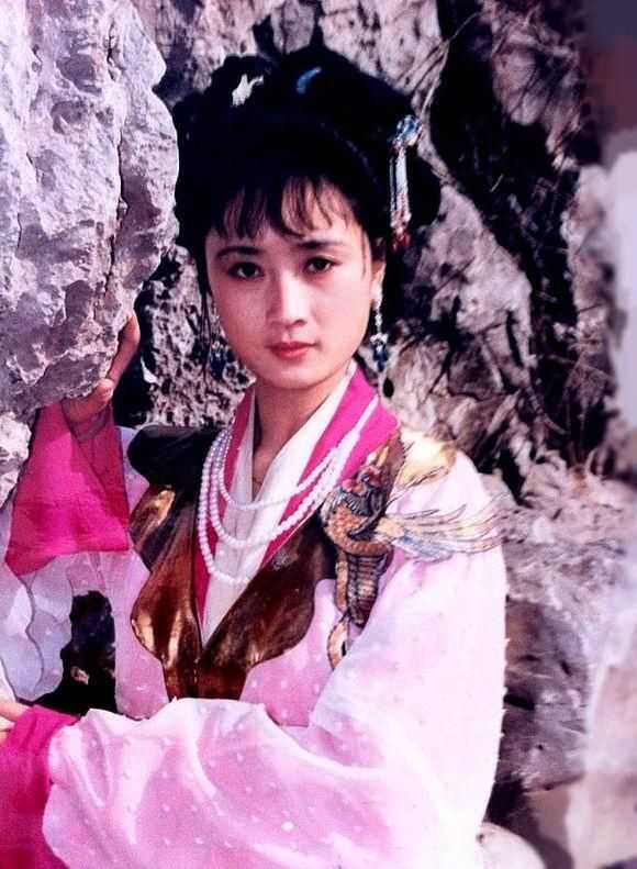 87版《红楼梦》中柳湘莲的扮演者那么帅,为什么会和香菱的扮演者结婚?