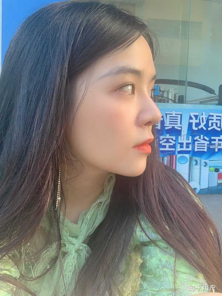 现实生活中,长得很英气的女生是什么样?
