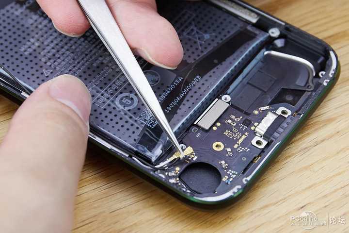 如何评价小米投资的黑鲨游戏手机?
