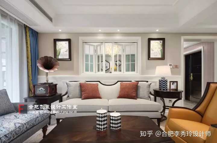 中央空调的出风口是业主定制的比普通的要长一些,出风效果也更好