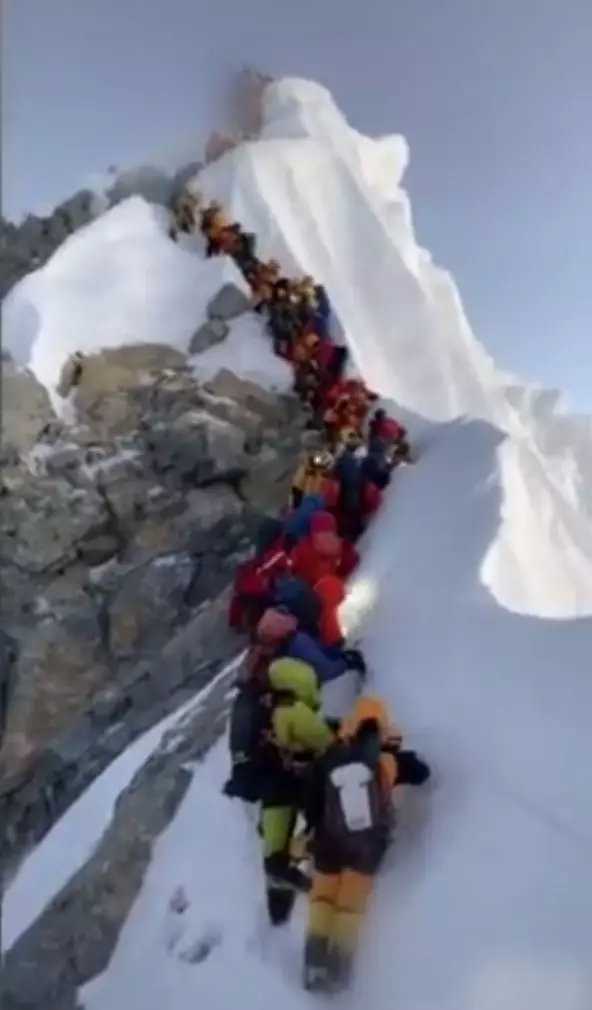如何看待珠穆朗玛峰大拥堵致 11 人死亡重大事件?