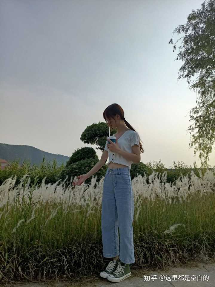 158厘米70斤女生照片,159厘米110斤女生图片 身高158cm的普通女生多少斤会看起来比较苗条?