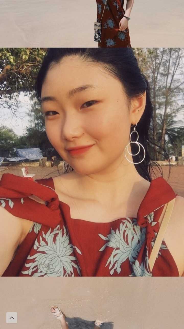有没有那种单眼皮小眼睛塌鼻梁厚嘴唇但还挺好看的女生?