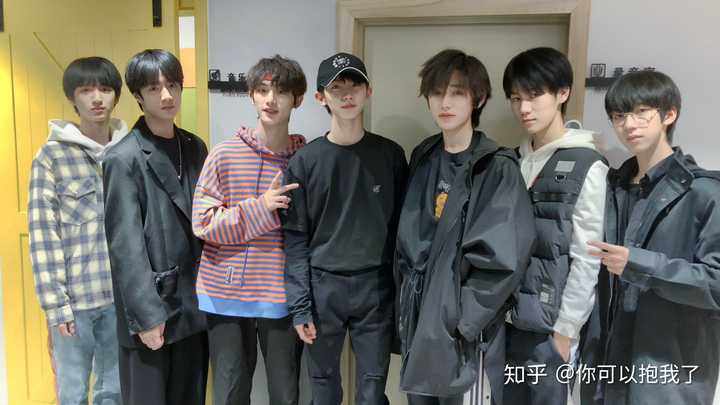 有没有时代少年团全体合照,谢谢!