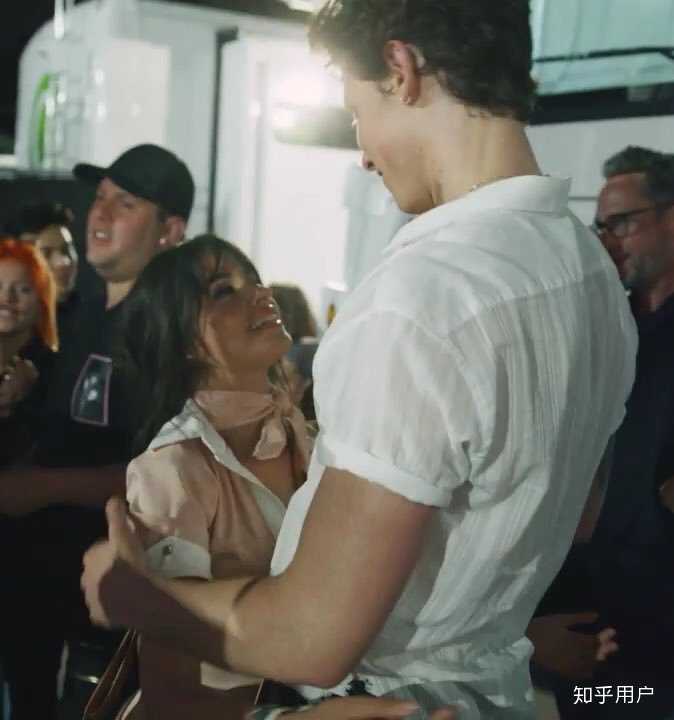shawn和camila恋爱,camilacabello翘 如何看待shawn mendes和camila cabello的关系?