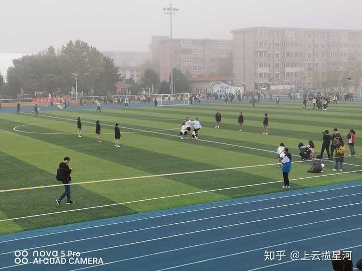 中华女子学院和中国劳动关系学院哪个更好?