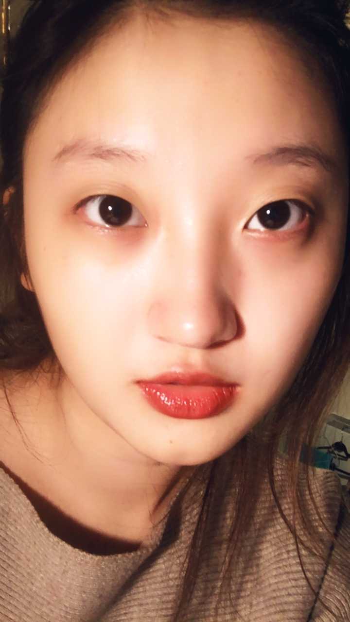 有没有单眼皮也很漂亮的例子呢?