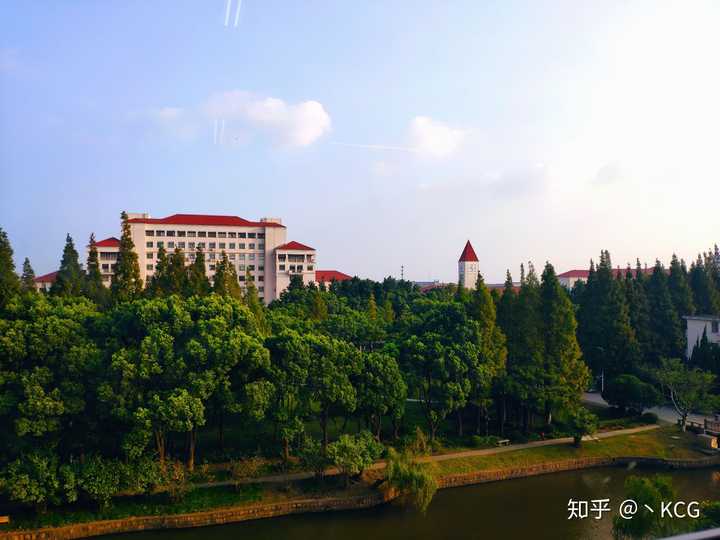在上海师范大学就读是什么体验?