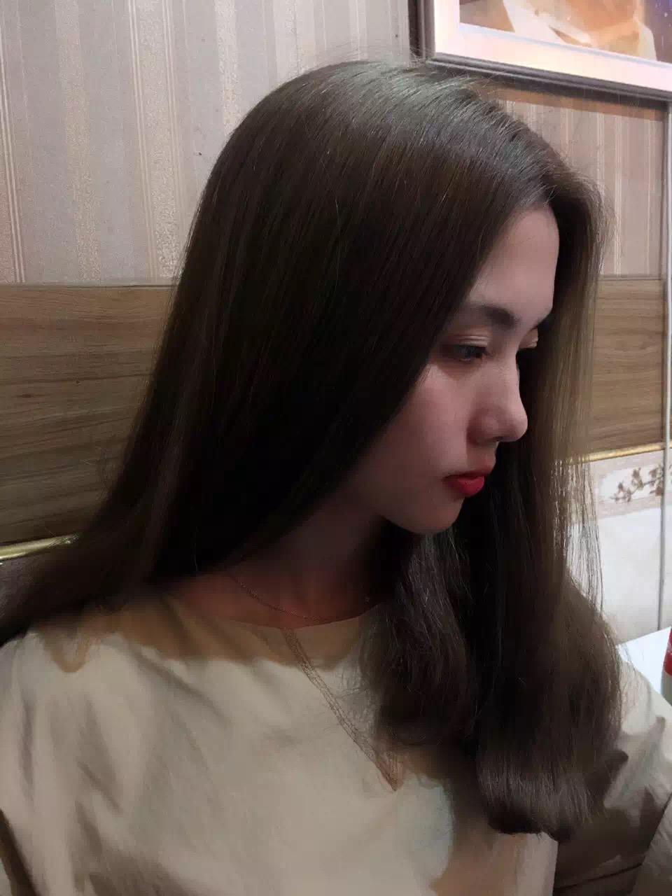 坐姿貌好图片好但胸小,学历匿名?-介意用小学生男生女生图片