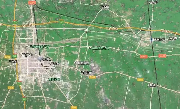 中国的高铁站为什么总是建得那么偏远？