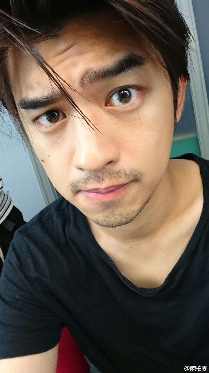 陈柏霖 颜好低调有气质 文艺 会自拍