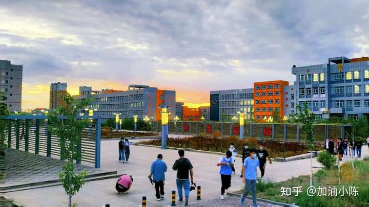 喀什大学,昌吉学院,新疆工程学院这三个当中 那个最好一点 求你们帮我