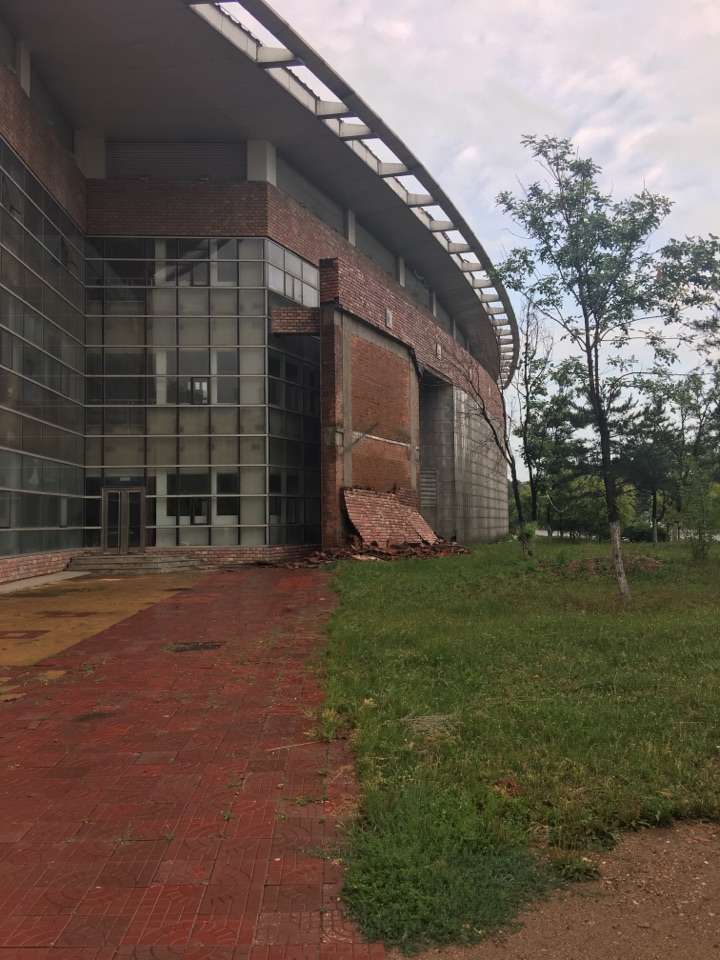 沈阳理工大学的寝室是整个浑南区以及沈阳市最差的大学寝室吗?