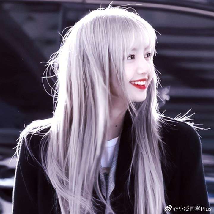 lisa银发啊!