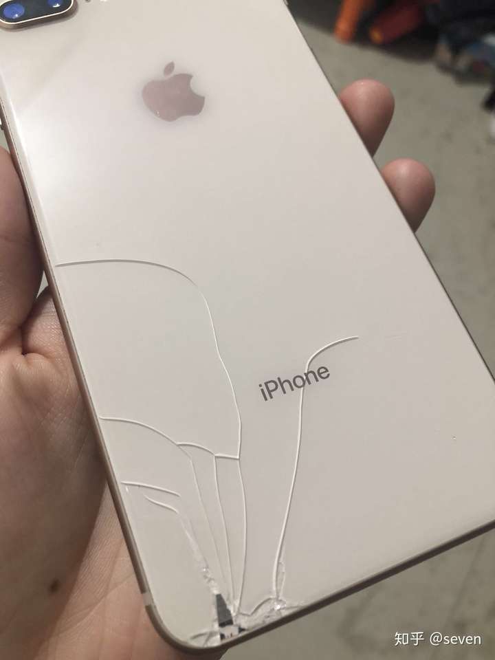 1400买个二手国行无拆的iphone8怎么样?