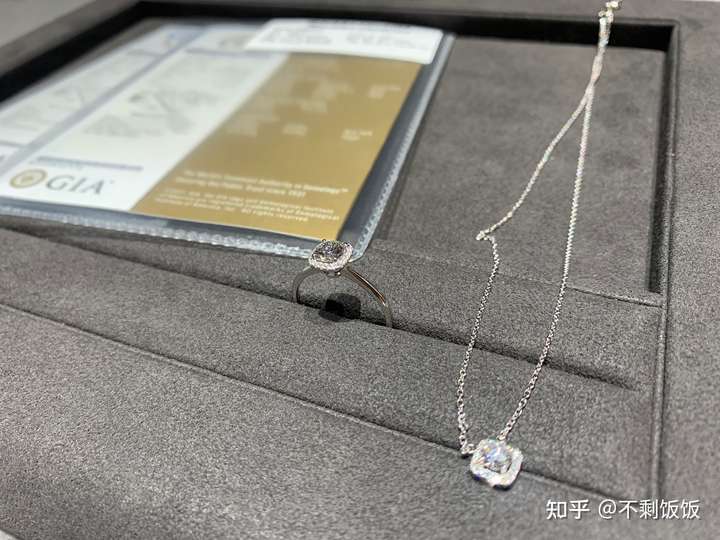 周大福 forevermark 钻戒 h 色19分净度vvs,价格7400多,合适吗?