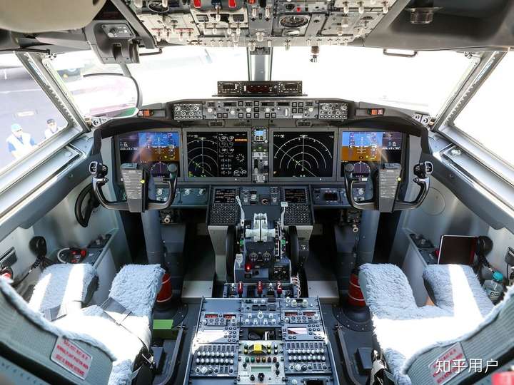 空客320与波音737的仪表显示系统有什么差异