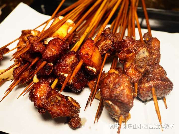 乐山油炸串串之万物皆可炸给个鞋垫也能炸的超好吃