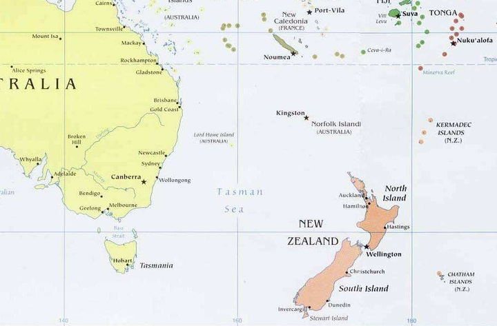 新西兰位于远离澳洲大陆的东部岛屿,四面环海,气温受海洋影响较大.