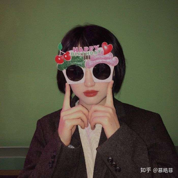 有好看又文艺的女生头像吗? - 知乎