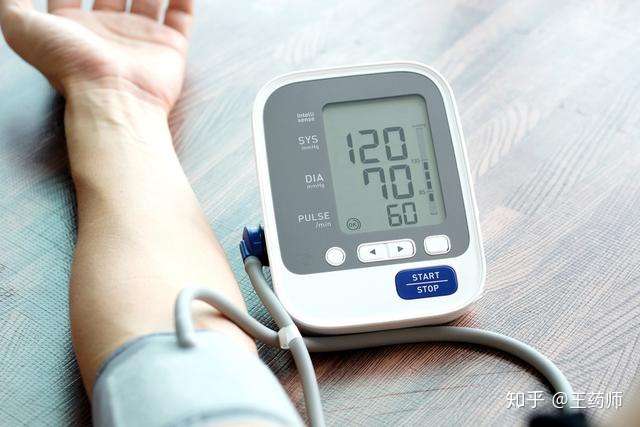 高血压患者心率多少才不会猝死20年坚持吃两种药血压心率都很好