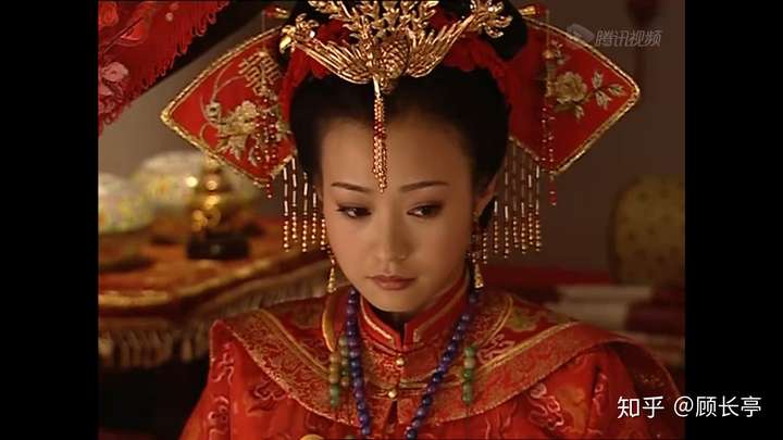 有没有哪个明星在古装剧中的凤冠霞帔让你印象深刻?