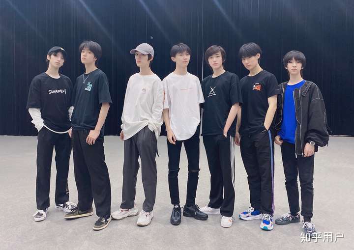 tnt和tfboys合照,TFboys与TNT合体照片 时代少年团能跟tfboys一样成为帝国吗?