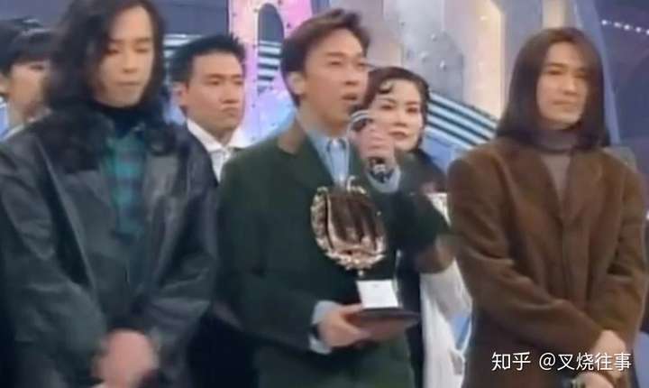 陈百强与黄家驹的死,就已是断肠字点点,谁料10年后,梅艳芳同样因一场