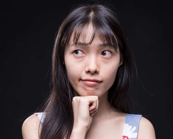 4 个回答 如何拍摄逆光风景照片 12 个回答 雷锋这么多照片是谁