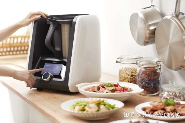 小美料理机和米博多功能烹饪机器人哪个好?