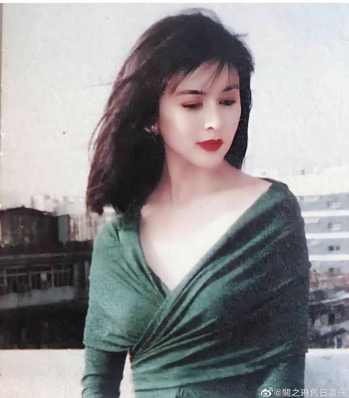 刘亦菲和关之琳谁更美 年轻时?