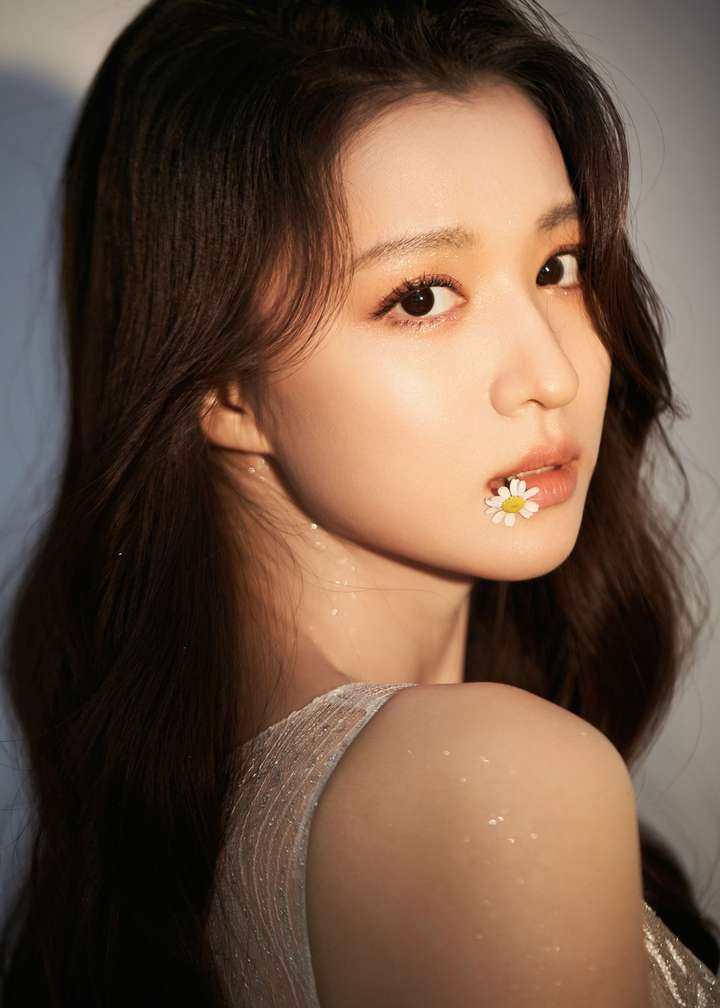 天呐,求求推荐一个内娱年轻95后的女演员,一定要演戏好,长得漂亮,人品