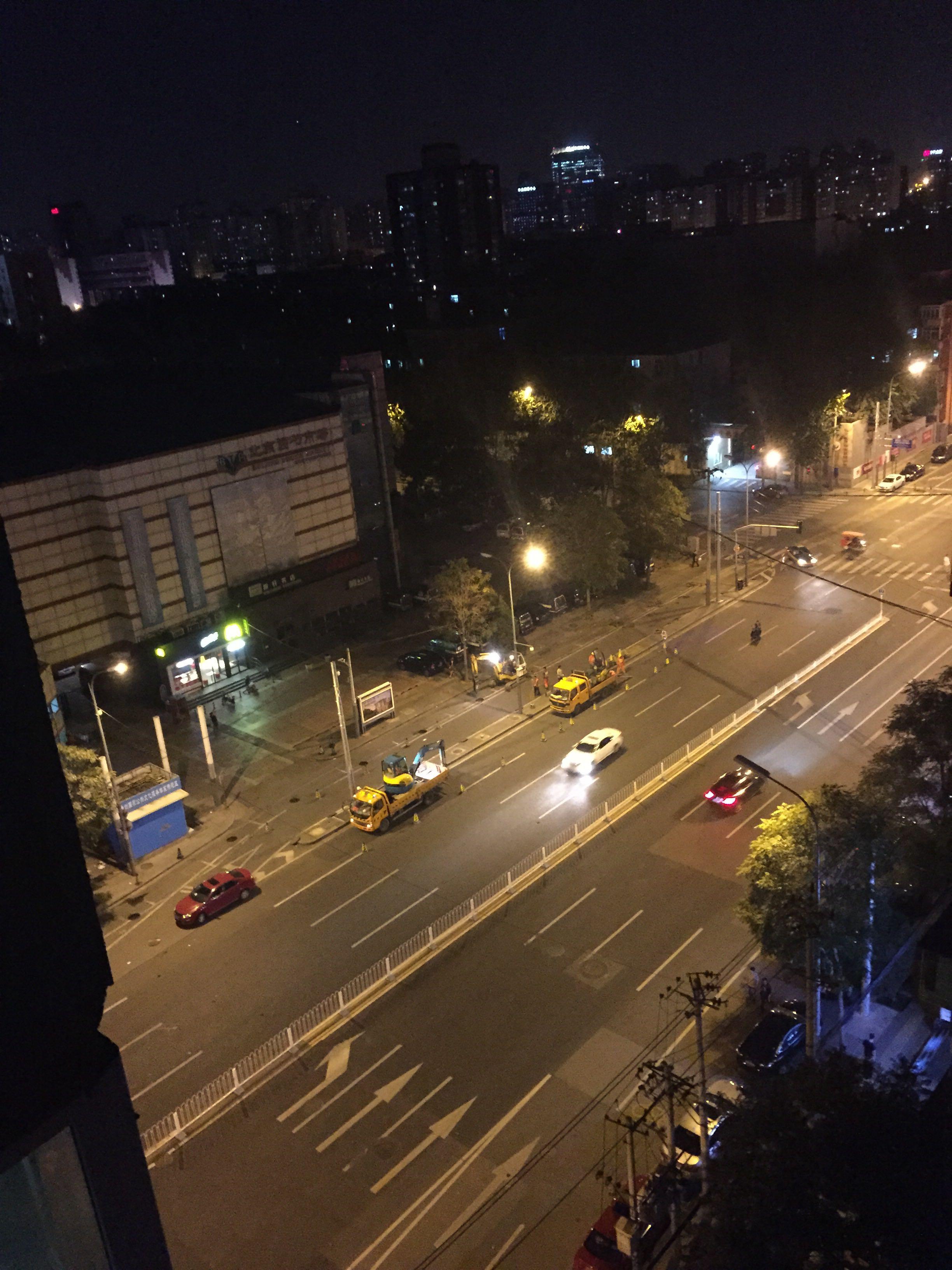 北京三环半夜道路施工扰民,举报无效,没有解决