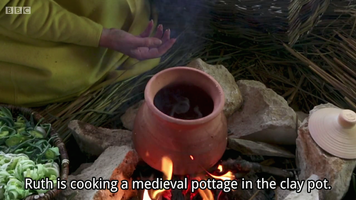 (ruth在煮一锅pottage,这个pottage是一种像炖菜一样的食物,或者也