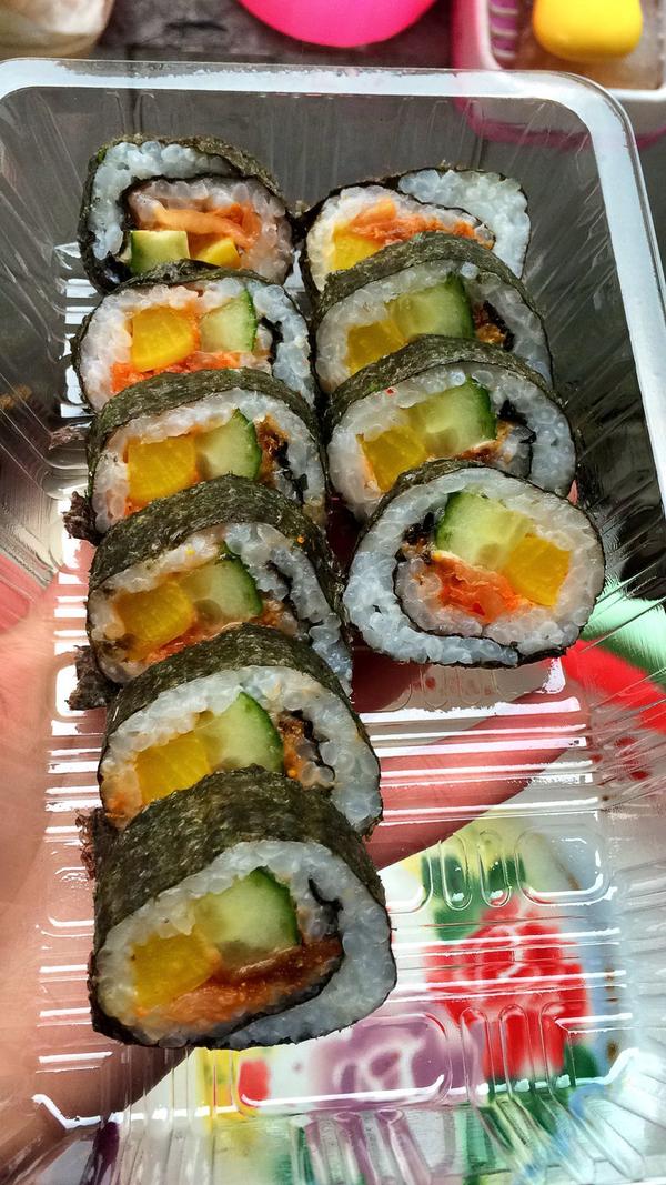 如何简单做出好吃的寿司?