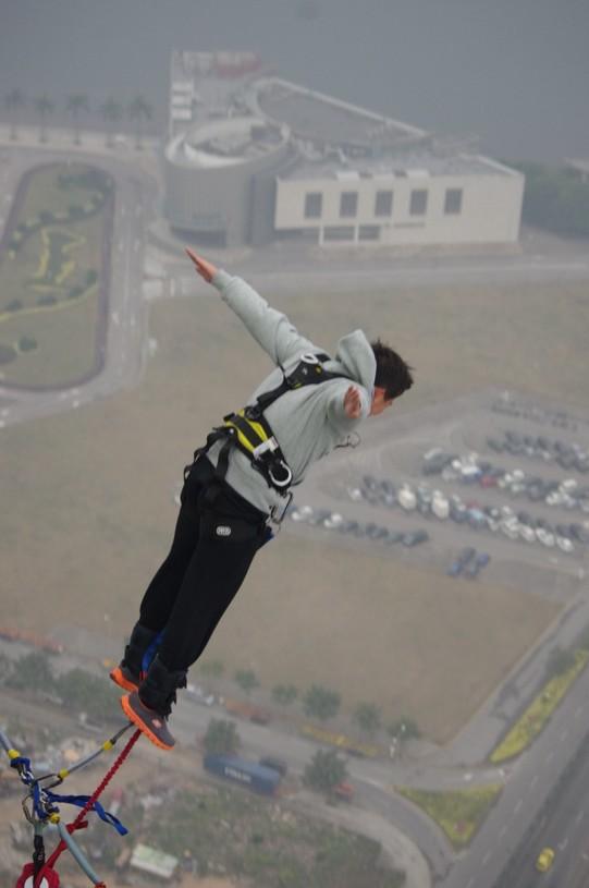 澳门塔蹦极是一种怎样的体验? - X 是种怎样的