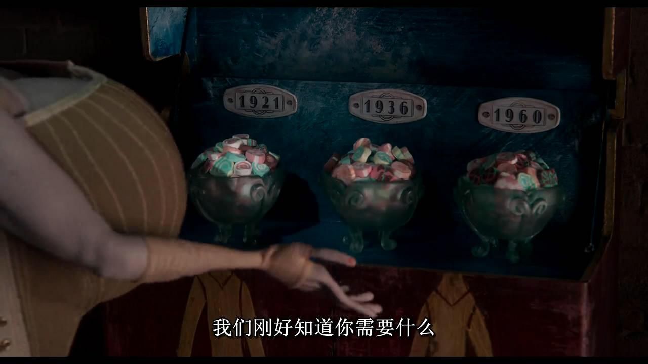 都在印证鬼妈妈已经存在很久很久了,看到她法力无边的样子,应该是蜘蛛