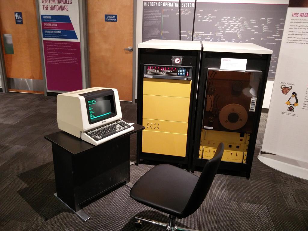 带你逛西雅图活电脑博物馆一