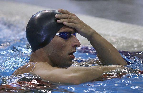 如何戴泳帽头发不湿? - Sean Zhang 的回答 - 知