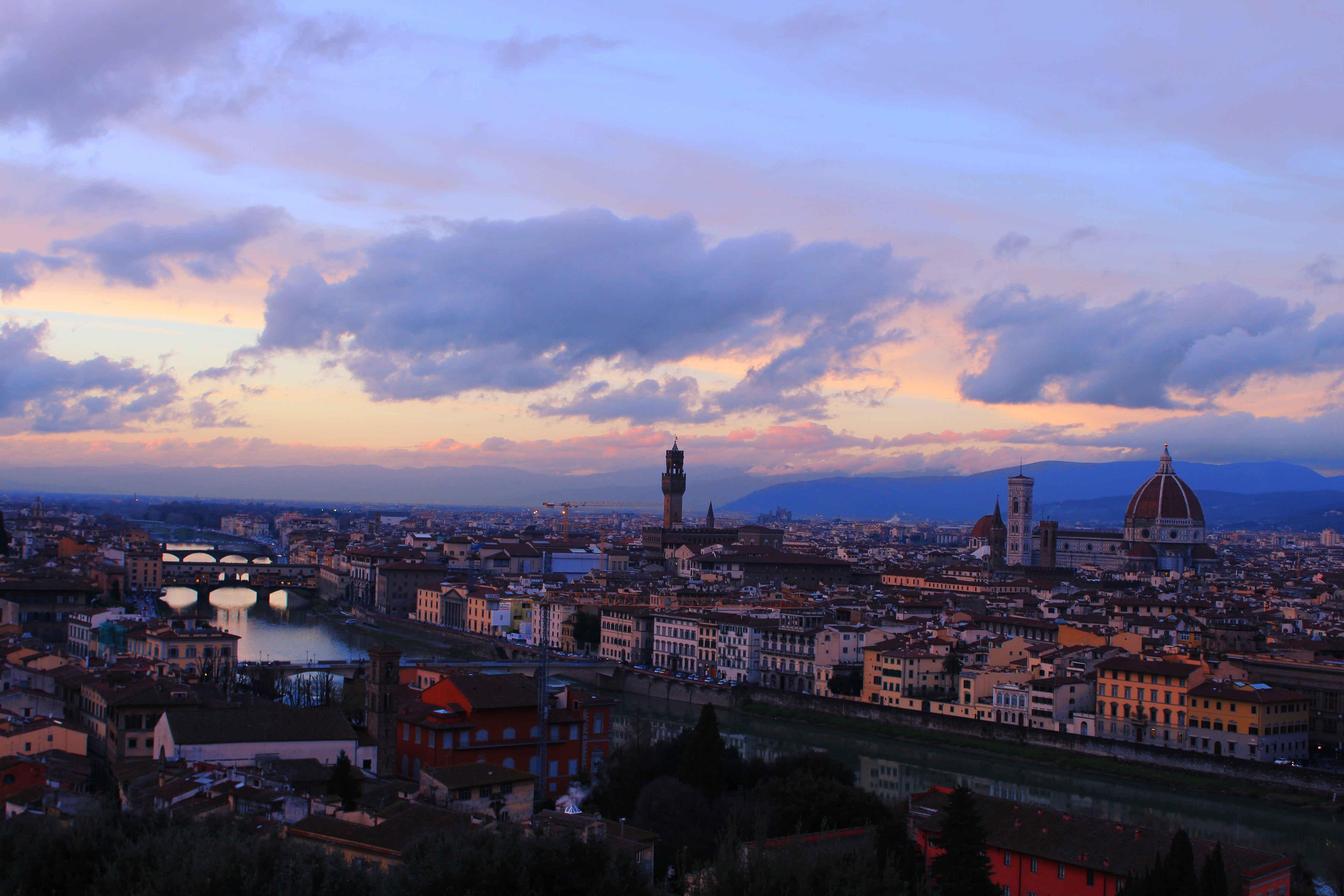 德国、法国、意大利之间,哪国是旅游首选地?